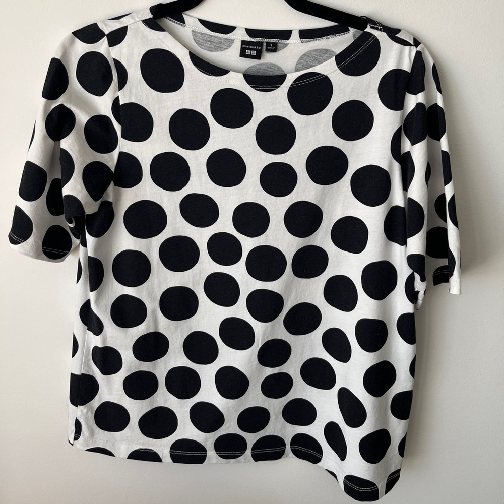 Marimekko Black and White Polka Dot Women's T- Shirt SM
